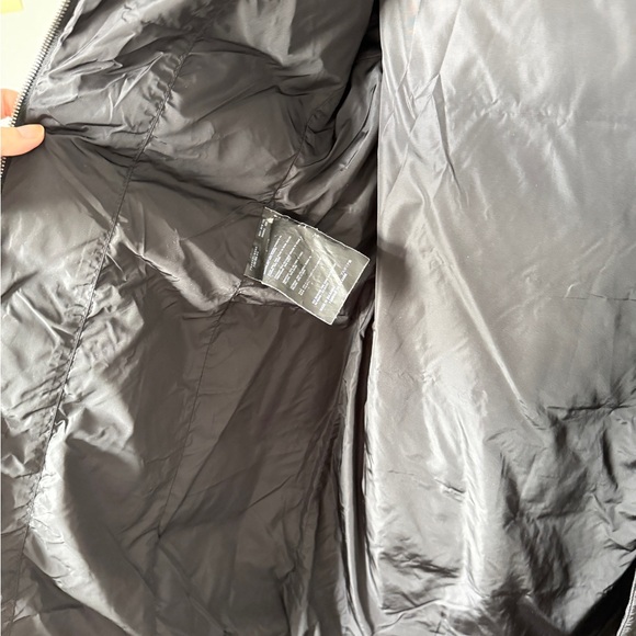 Prada down coat EU38 - Picture 7 of 9